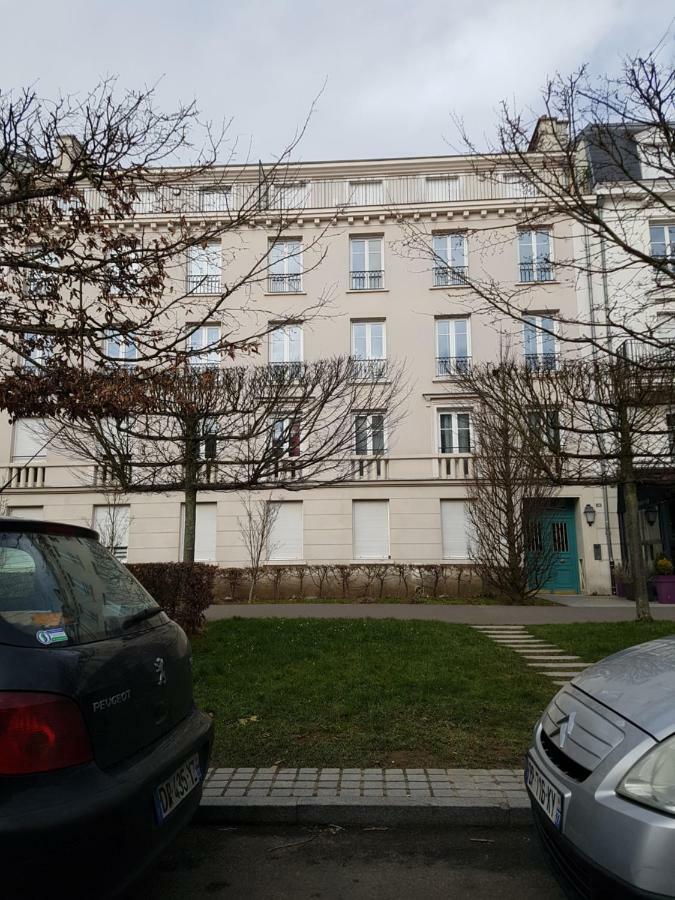 Cosy Apartment Carré Elysée Serris Esterno foto